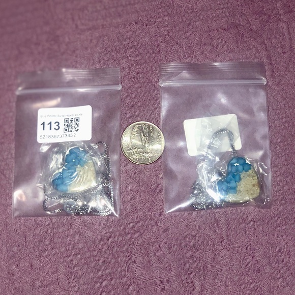 🔄 🆕 Sand Heart Necklace 💙 - Picture 5 of 6